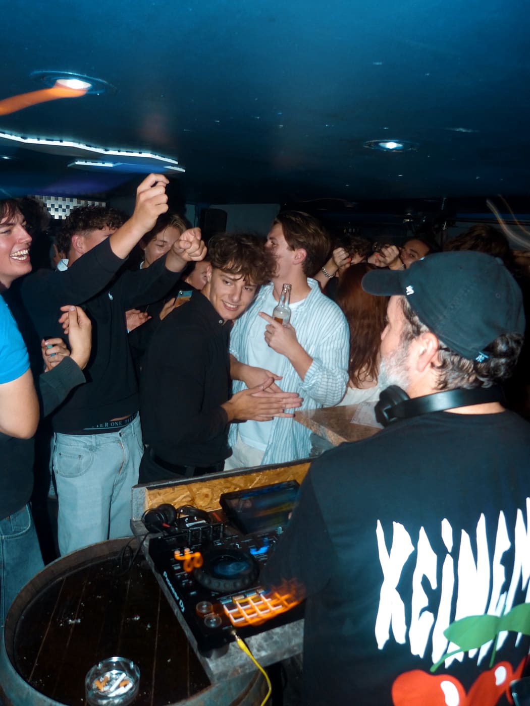 Cavaliers in Leo's Bar, Eindruck des Abends