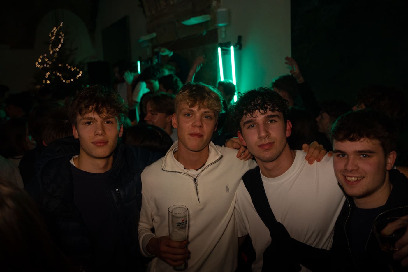 Cavaliers im Leo's Café, Eindruck des Abends